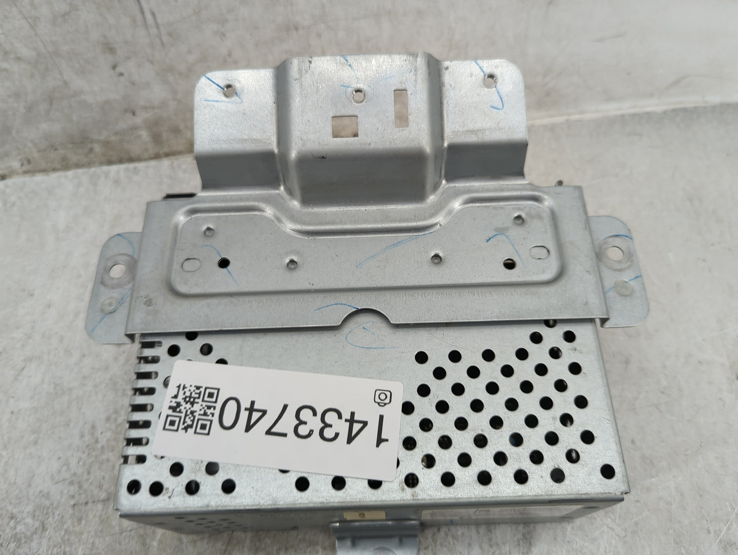 2018-2022 Ford Ecosport Radio AM FM Cd Player Receiver Replacement P/N:HN1T-18C815-FV HNFVZ00GQKN Fits OEM Used Auto Parts -