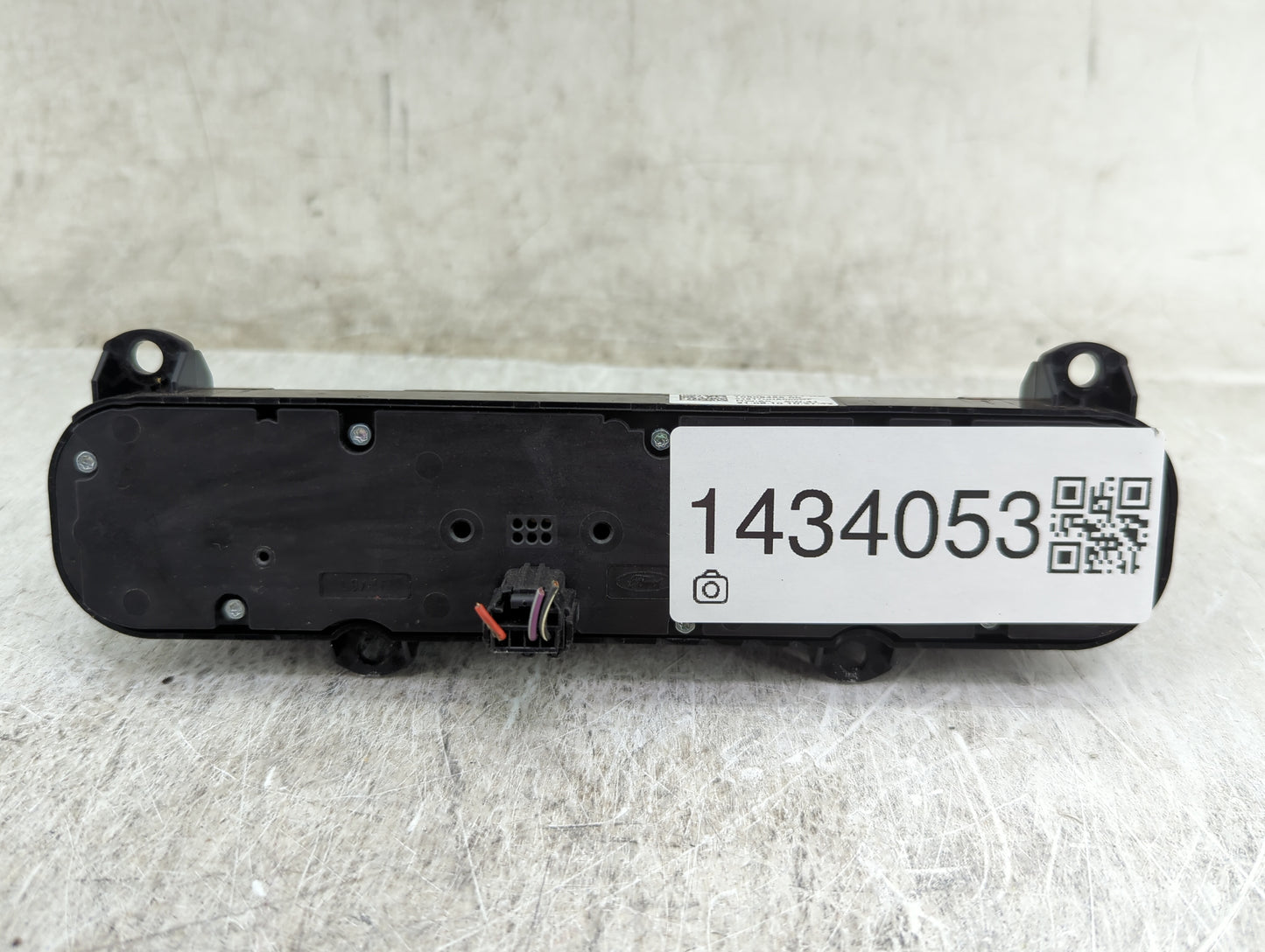 2021-2022 Ford Ecosport Radio Control Panel - Oemusedautoparts1.com