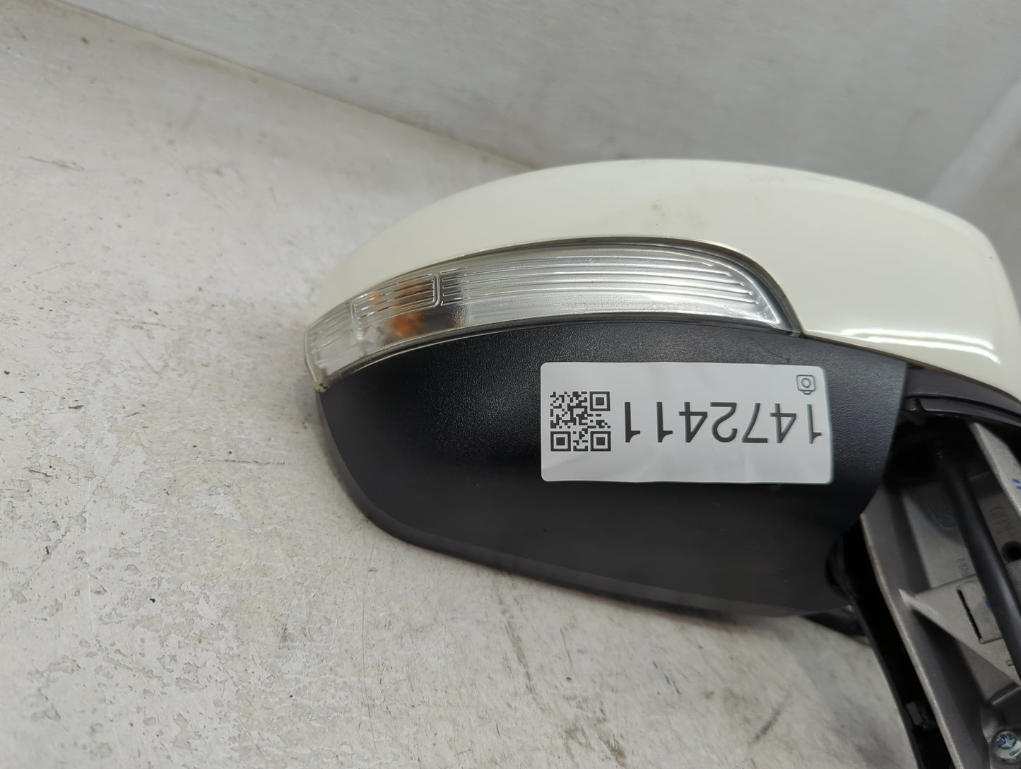 2018-2022 Ford Ecosport Passenger Side View Mirror - Right Door Mirror OEM Used - Oemusedautoparts1.com