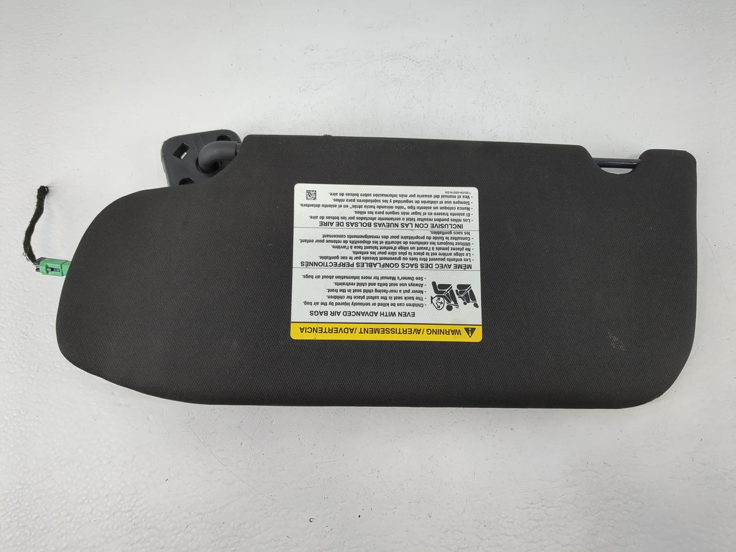 2015-2020 Ford Edge Sun Visor Shade Replacement Passenger Right Mirror Fits Fits 2015 2016 2017 2018 2019 2020 OEM Used Auto