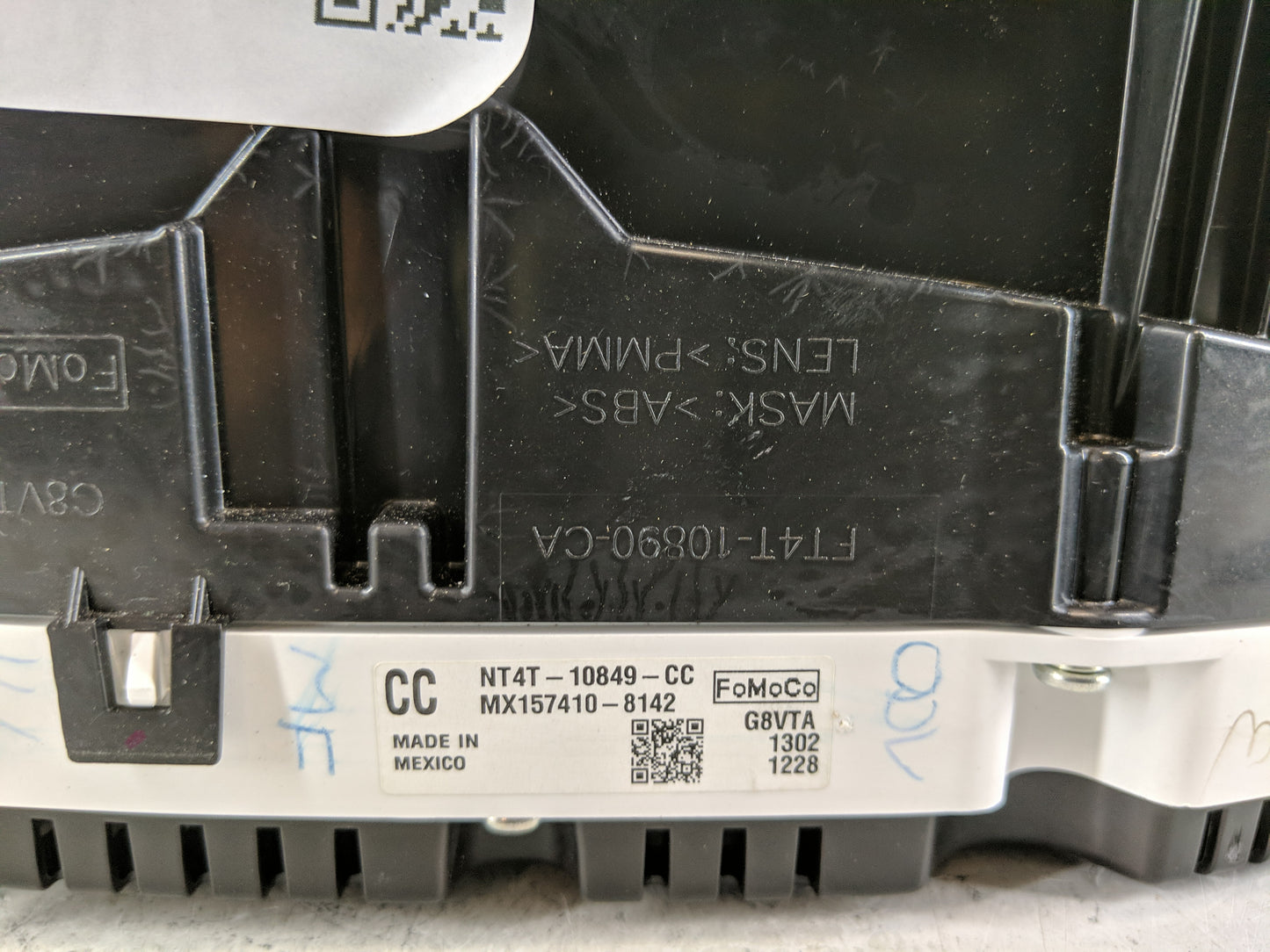 2019-2020 Ford Edge Instrument Cluster Speedometer Gauges P/N:NT4T-10849-CC Fits Fits 2019 2020 OEM Used Auto Parts - Oemuse