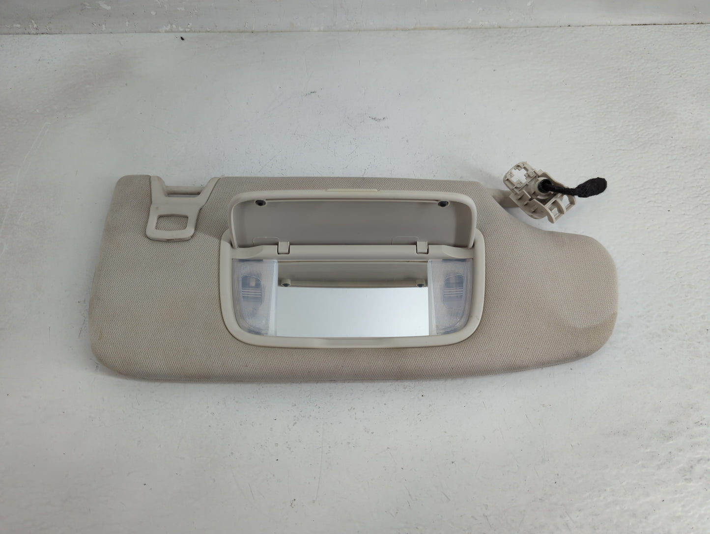 2015-2020 Ford Edge Sun Visor Shade Replacement Passenger Right Mirror Fits Fits 2015 2016 2017 2018 2019 2020 OEM Used Auto