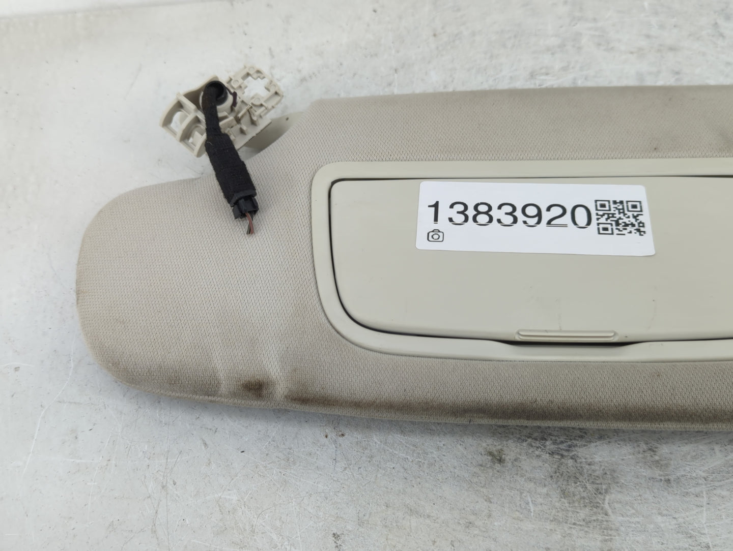 2015-2020 Ford Edge Sun Visor Shade Replacement Driver Left Mirror Fits Fits 2015 2016 2017 2018 2019 2020 OEM Used Auto Par