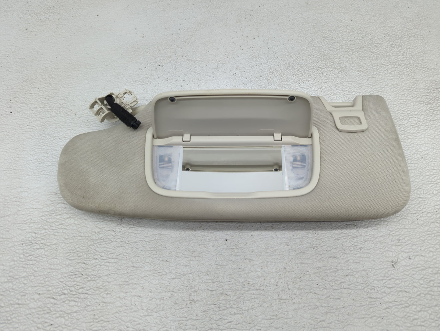 2015-2020 Ford Edge Sun Visor Shade Replacement Passenger Right Mirror Fits Fits 2015 2016 2017 2018 2019 2020 OEM Used Auto