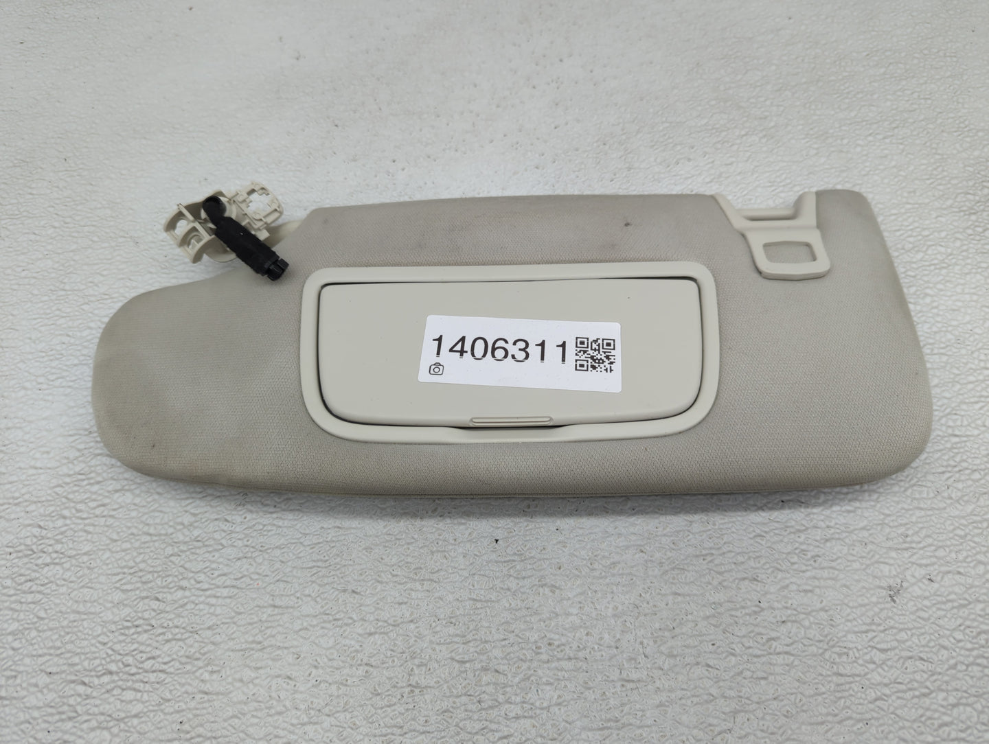 2015-2020 Ford Edge Sun Visor Shade Replacement Passenger Right Mirror Fits Fits 2015 2016 2017 2018 2019 2020 OEM Used Auto