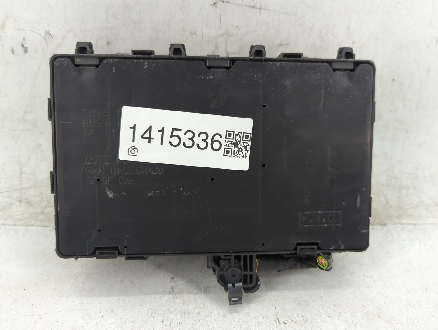 2019-2020 Ford Edge Fusebox Fuse Box Panel Relay Module P/N:G2GT14A075AA Fits Fits 2019 2020 OEM Used Auto Parts - Oemusedau