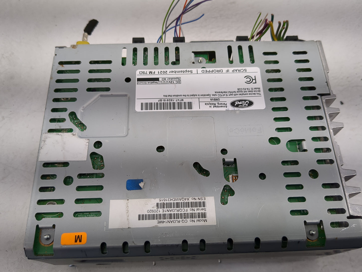 2022 Ford Edge Radio AM FM Cd Player Receiver Replacement P/N:MT4T-18D818-BF Fits OEM Used Auto Parts - Oemusedautoparts1.co