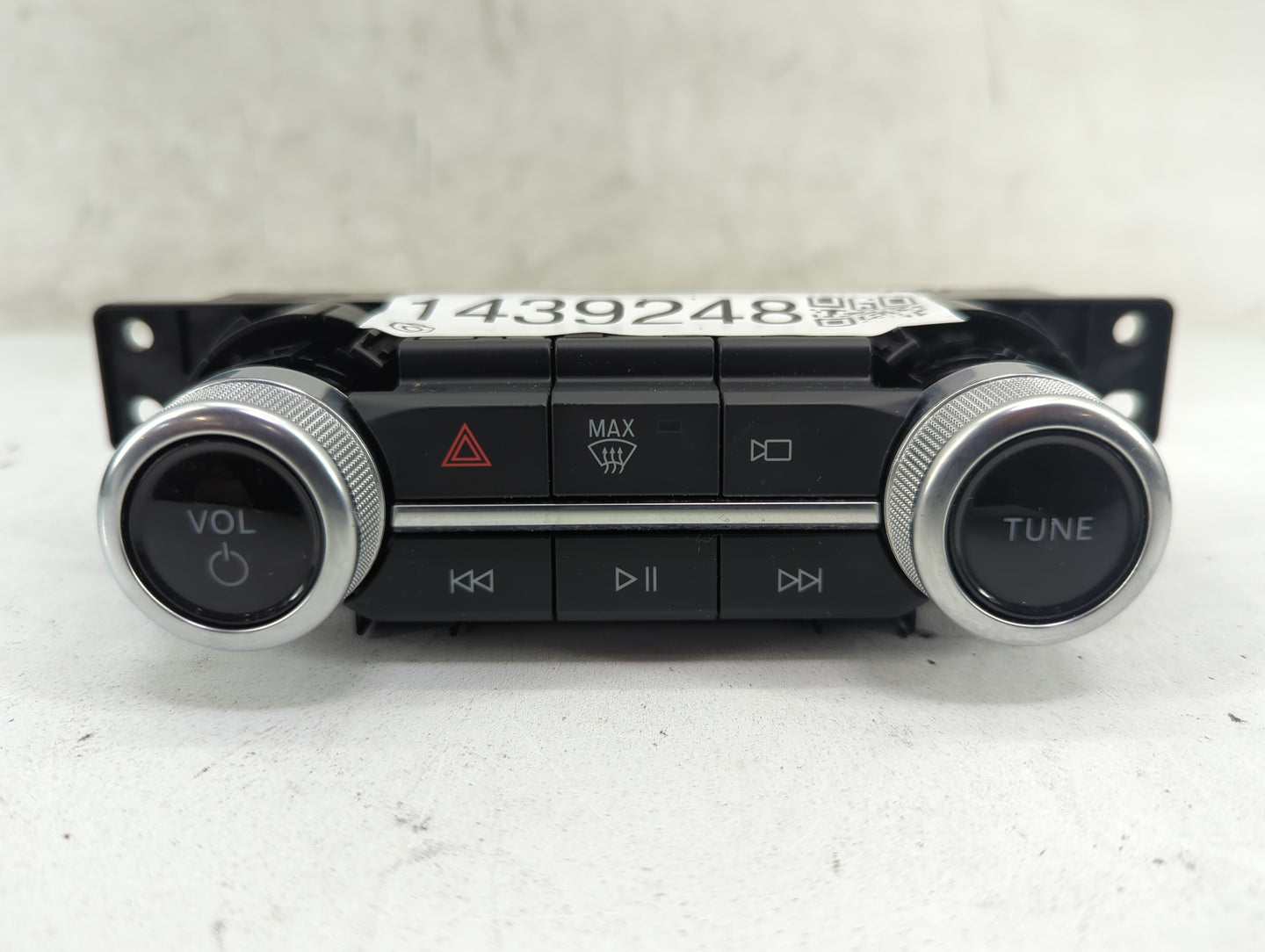 2022 Ford Edge Radio Control Panel - Oemusedautoparts1.com