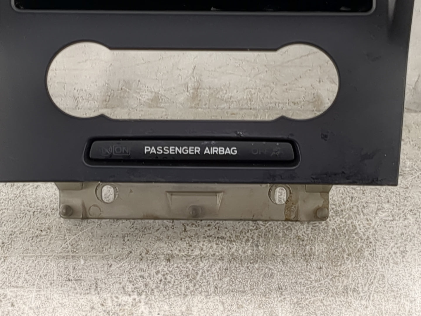 2022 Ford Edge Information Display Screen - Oemusedautoparts1.com