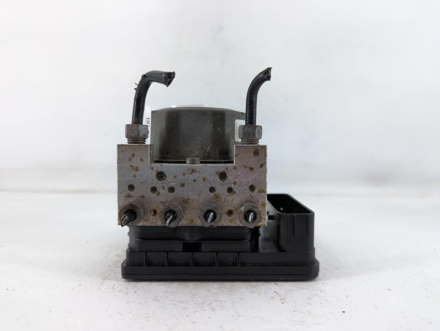 2019-2020 Ford Edge ABS Pump Control Module Replacement P/N:EG9C-2C405-AC Fits Fits 2019 2020 OEM Used Auto Parts - Oemuseda