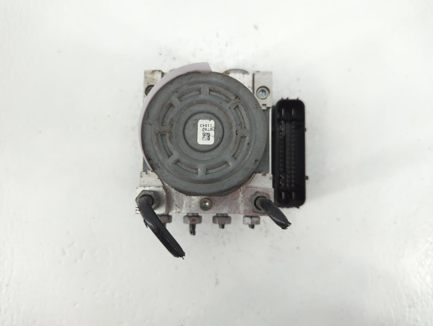 2019-2020 Ford Edge ABS Pump Control Module Replacement P/N:EG9C-2C405-AC Fits Fits 2019 2020 OEM Used Auto Parts - Oemuseda