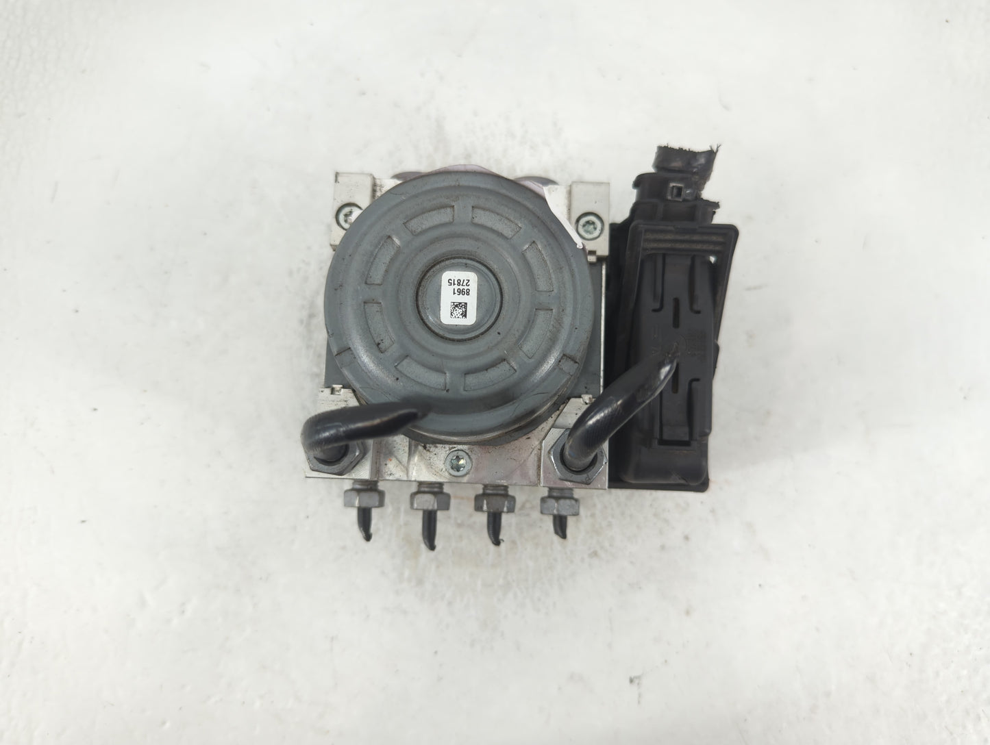 2019-2020 Ford Edge ABS Pump Control Module Replacement P/N:M2GC-2B373-DA Fits Fits 2019 2020 OEM Used Auto Parts - Oemuseda