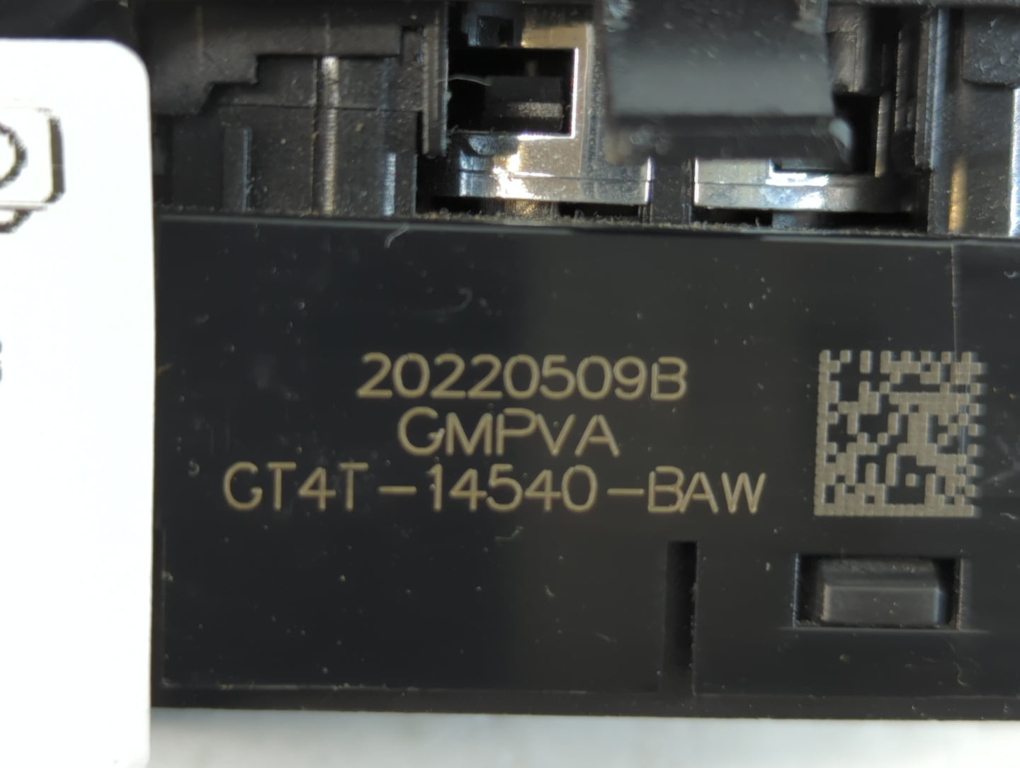 2015-2020 Ford Edge Master Power Window Switch Replacement Driver Side Left P/N:GT4T-14540-BAW Fits OEM Used Auto Parts - Oe
