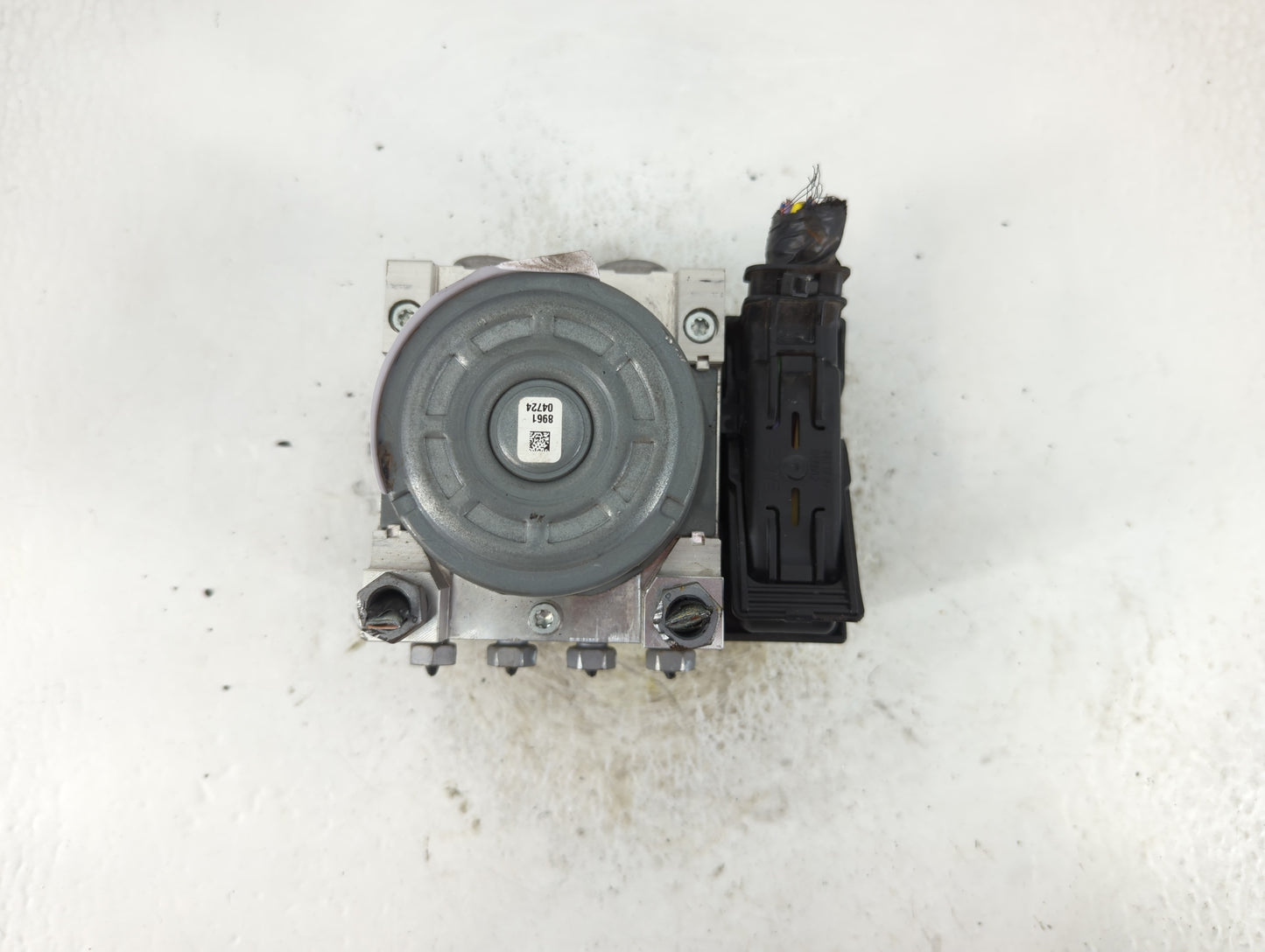 2019-2020 Ford Edge ABS Pump Control Module Replacement P/N:M2GC-2B373-DA EG9C-2C405-AC Fits Fits 2019 2020 OEM Used Auto Pa