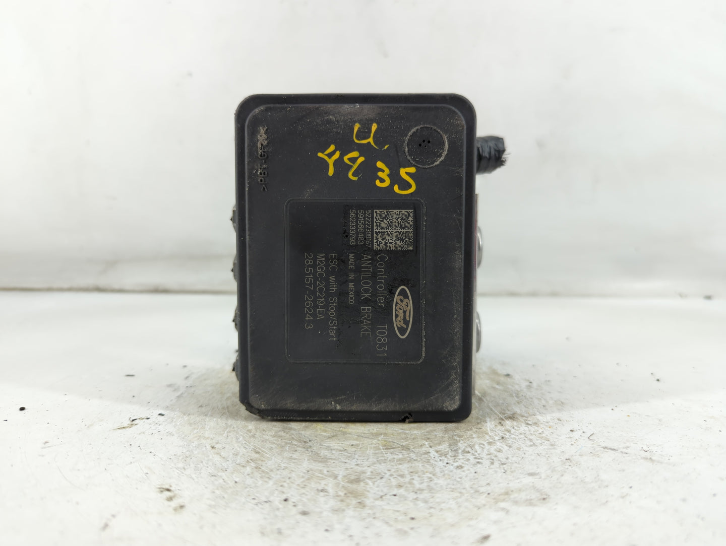 2019-2020 Ford Edge ABS Pump Control Module Replacement P/N:M2GC-2B373-DA EG9C-2C405-AC Fits Fits 2019 2020 OEM Used Auto Pa