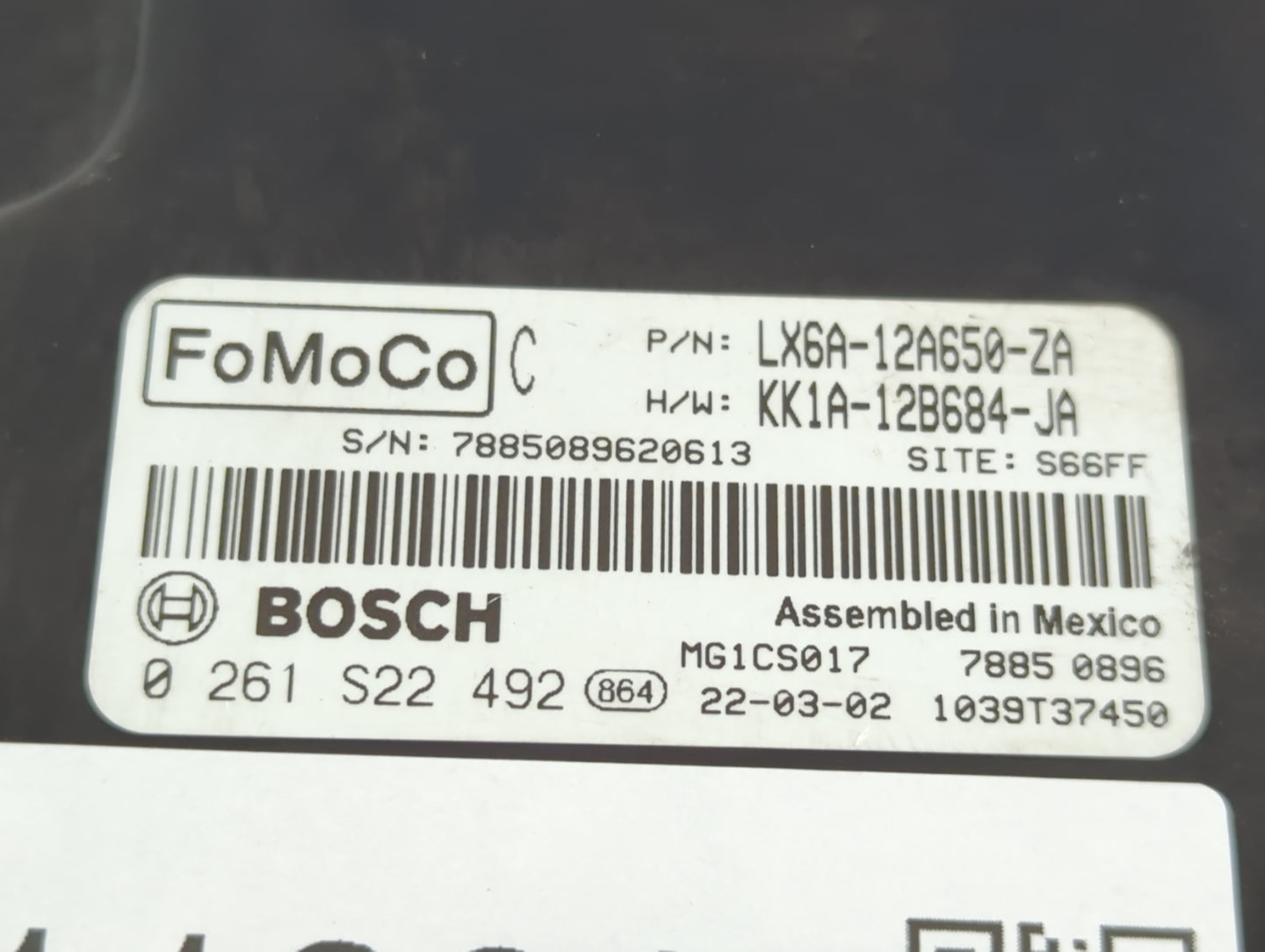 2020-2022 Ford Escape PCM Engine Control Computer ECU ECM PCU OEM P/N:LX6A-12A650-ZA Fits Fits 2020 2021 2022 OEM Used Auto 