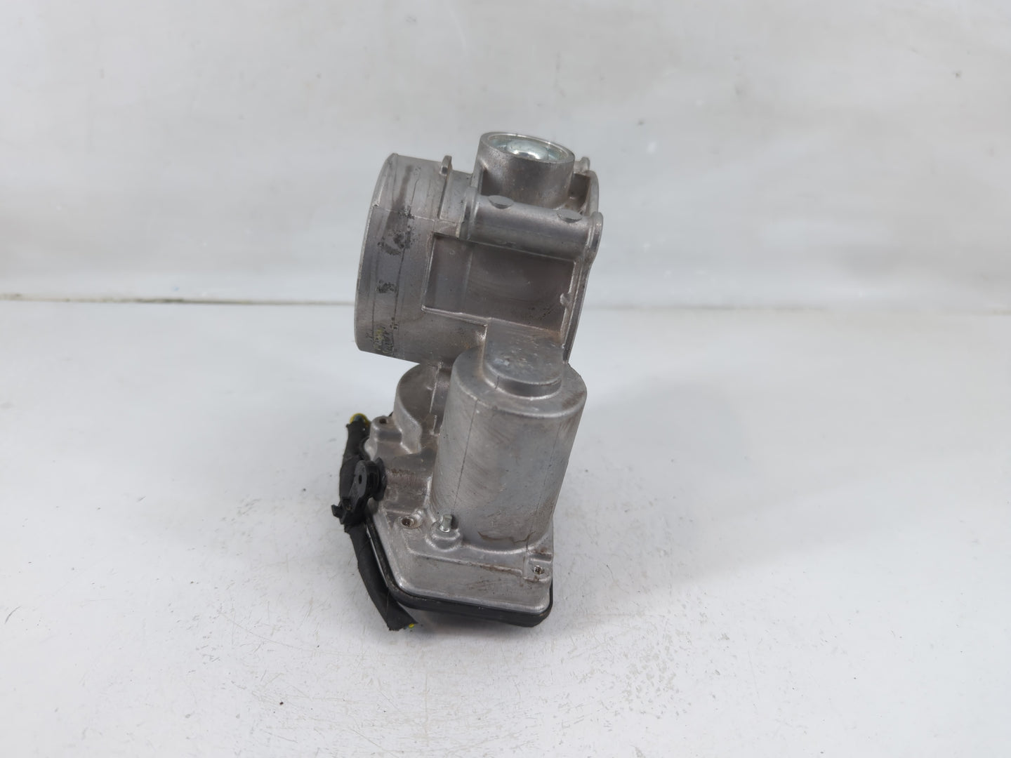 2013-2022 Ford Escape Throttle Body P/N:DS7E-9F991-AK Fits Fits 2013 2014 2015 2016 2017 2018 2019 2020 2021 2022 OEM Used A