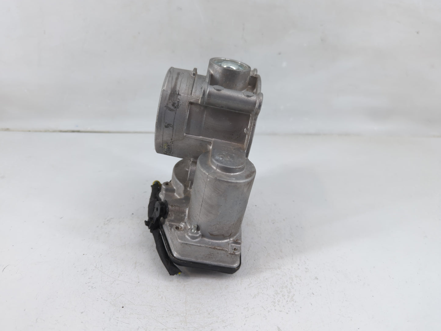 2013-2022 Ford Escape Throttle Body P/N:DS7E-9F991-AK Fits Fits 2013 2014 2015 2016 2017 2018 2019 2020 2021 2022 OEM Used A