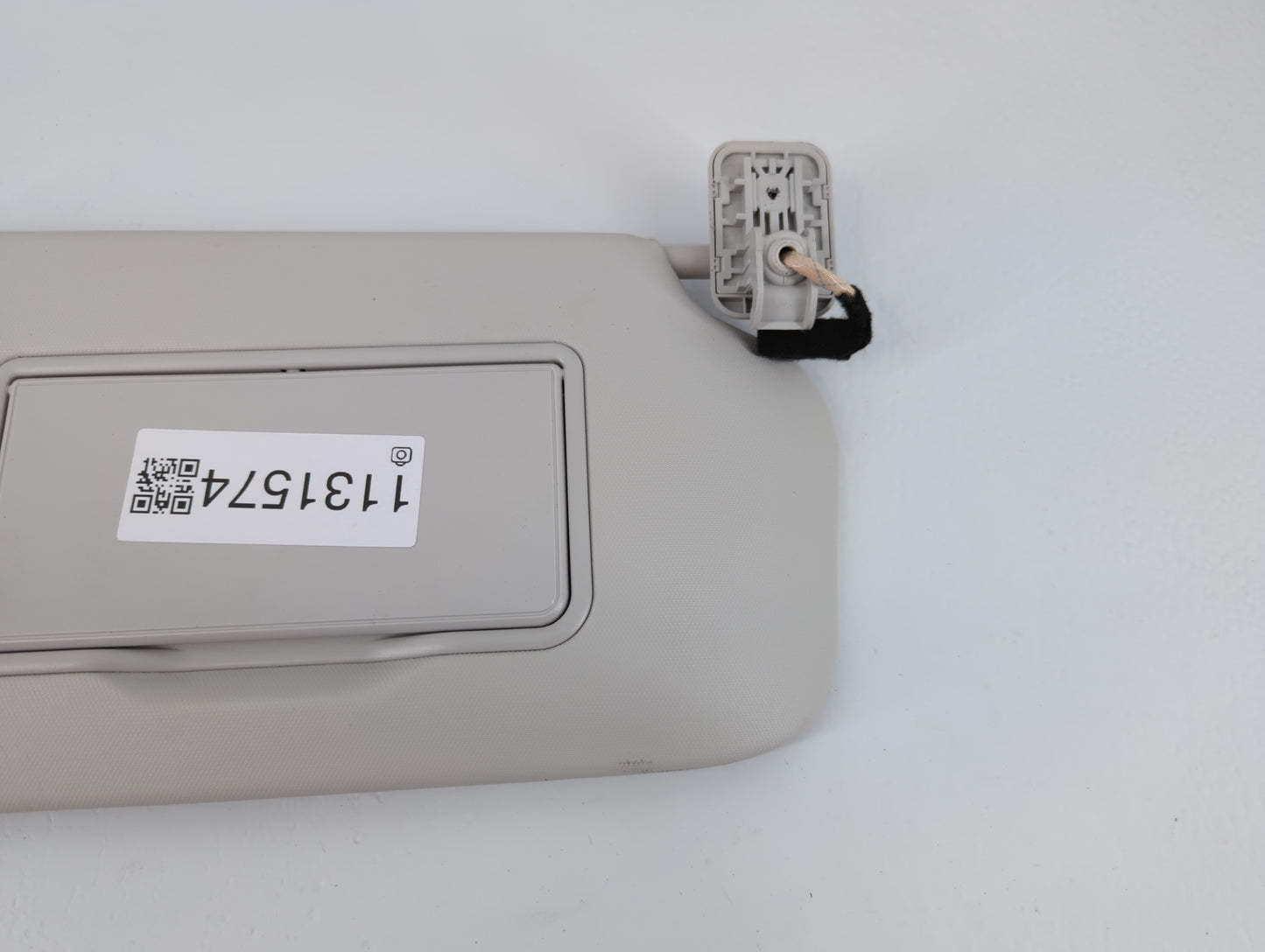 2021-2022 Ford Escape Sun Visor Shade Replacement Passenger Right Mirror Fits Fits 2021 2022 OEM Used Auto Parts - Oemusedau