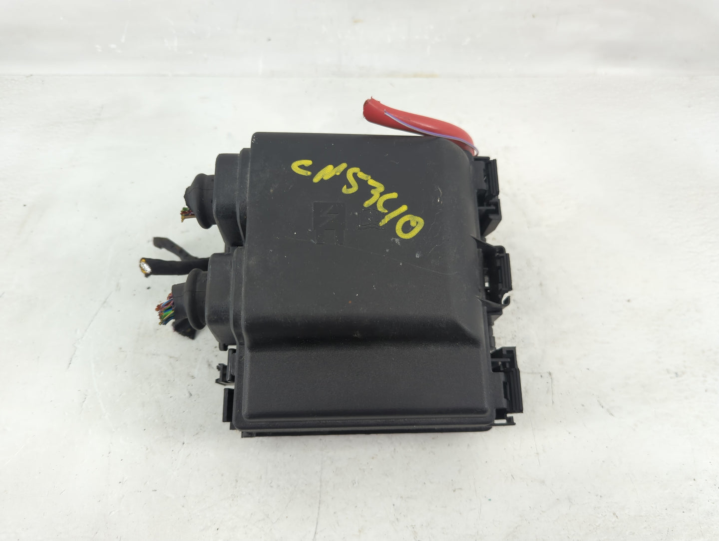 2021-2022 Ford Escape Fusebox Fuse Box Panel Relay Module P/N:JX6T-14A003-AB Fits Fits 2021 2022 OEM Used Auto Parts - Oemus