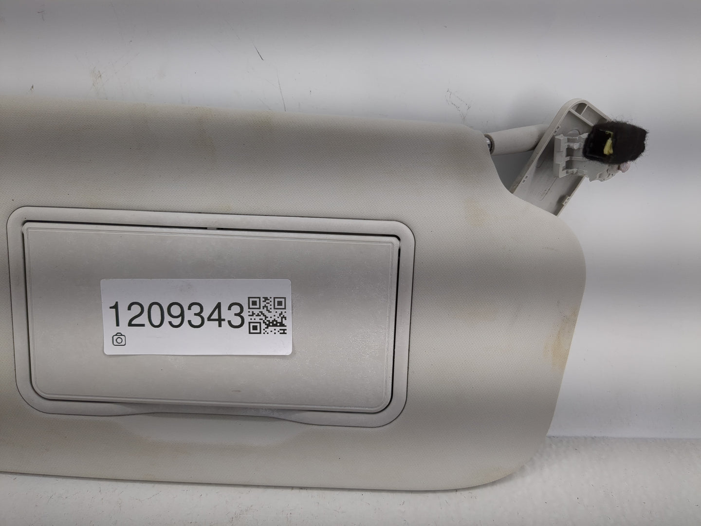 2021-2022 Ford Escape Sun Visor Shade Replacement Passenger Right Mirror Fits Fits 2021 2022 OEM Used Auto Parts - Oemusedau