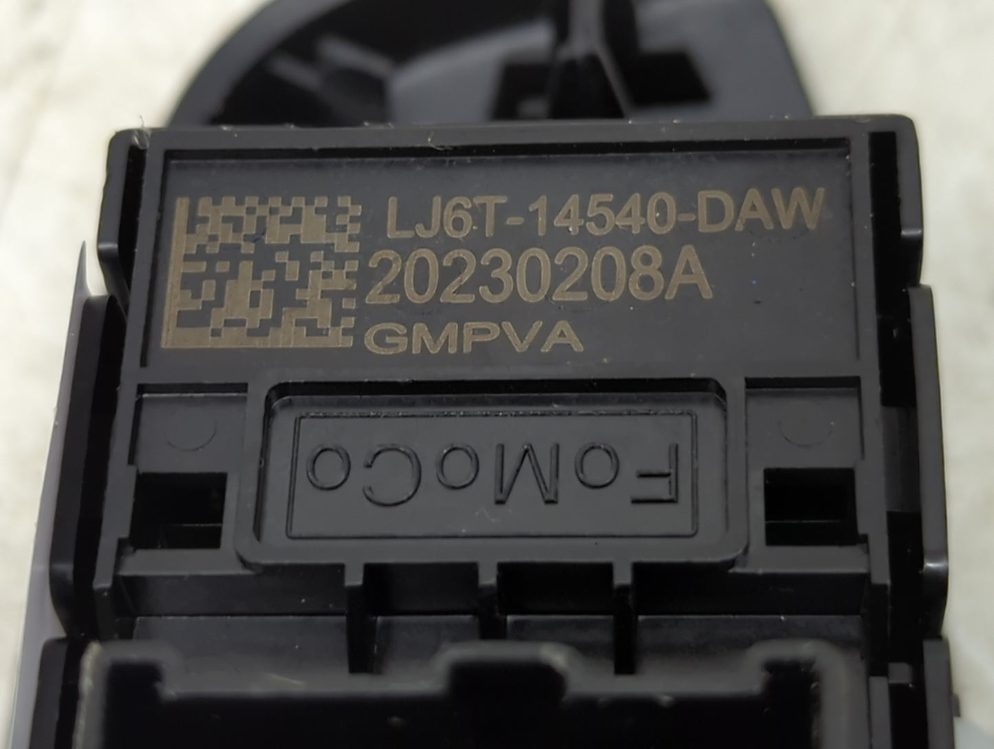 2020-2022 Ford Escape Master Power Window Switch Replacement Driver Side Left P/N:LJ6T-14540-DAW Fits Fits 2020 2021 2022 OE