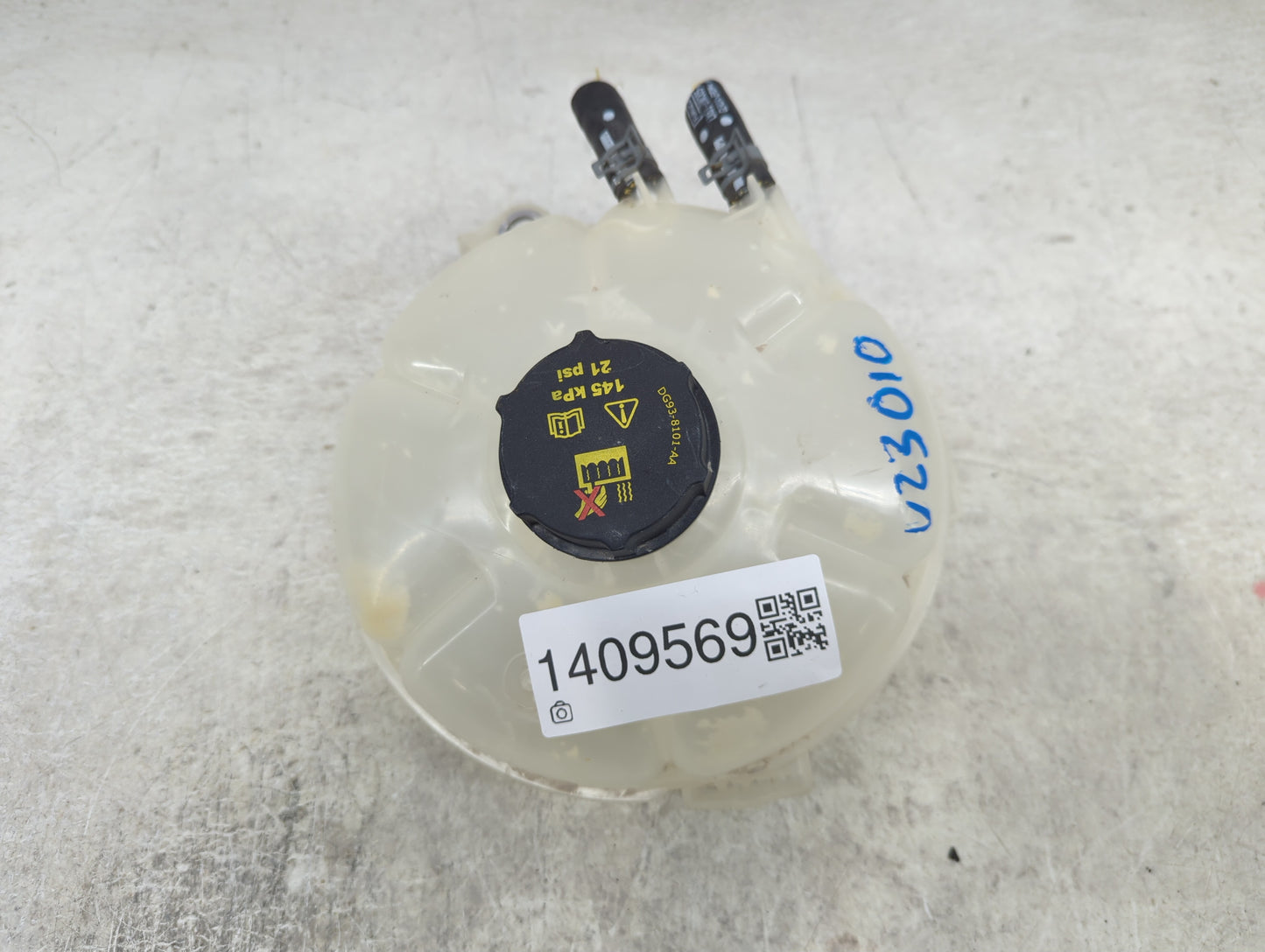 2020-2022 Ford Escape Radiator Coolant Overflow Expansion Tank Bottle - Oemusedautoparts1.com