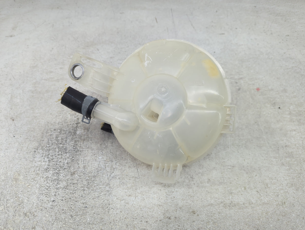 2020-2022 Ford Escape Radiator Coolant Overflow Expansion Tank Bottle - Oemusedautoparts1.com