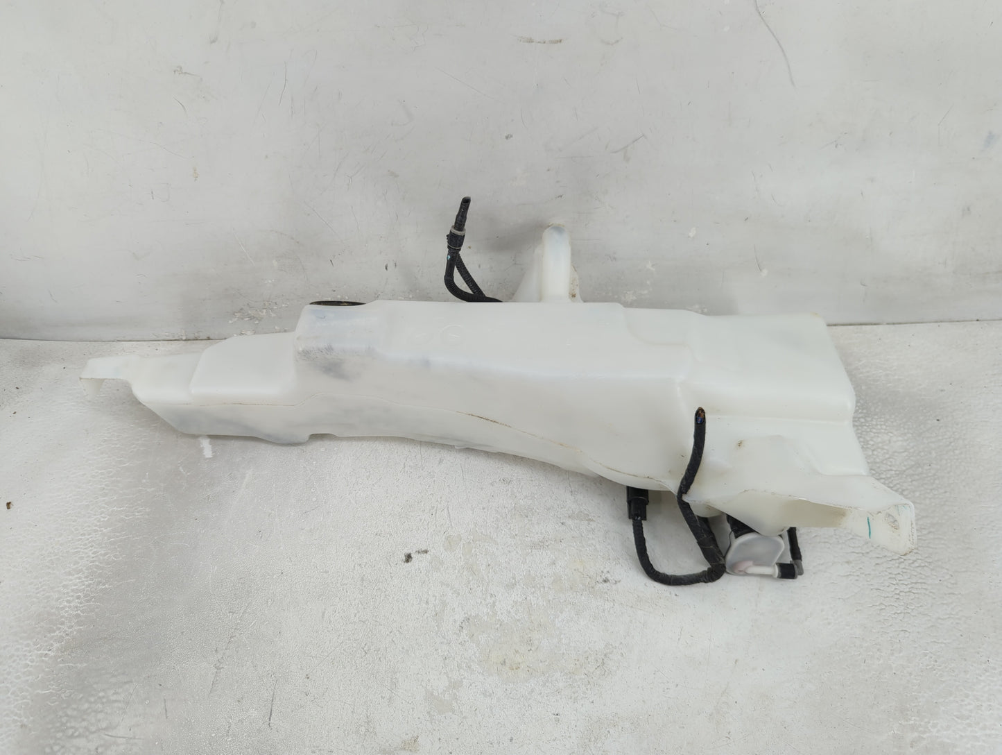 2020-2022 Ford Escape Windshield Washer Fluid Reservoir Bottle Oem - Oemusedautoparts1.com