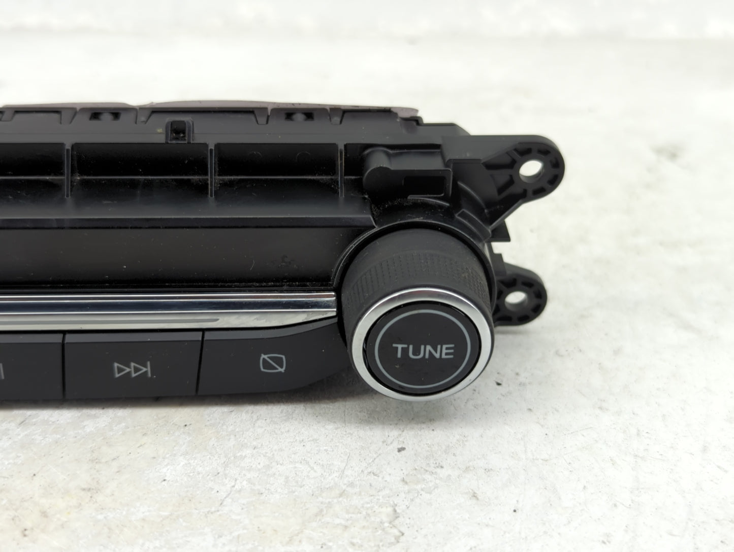 2021-2022 Ford Escape Radio Control Panel - Oemusedautoparts1.com