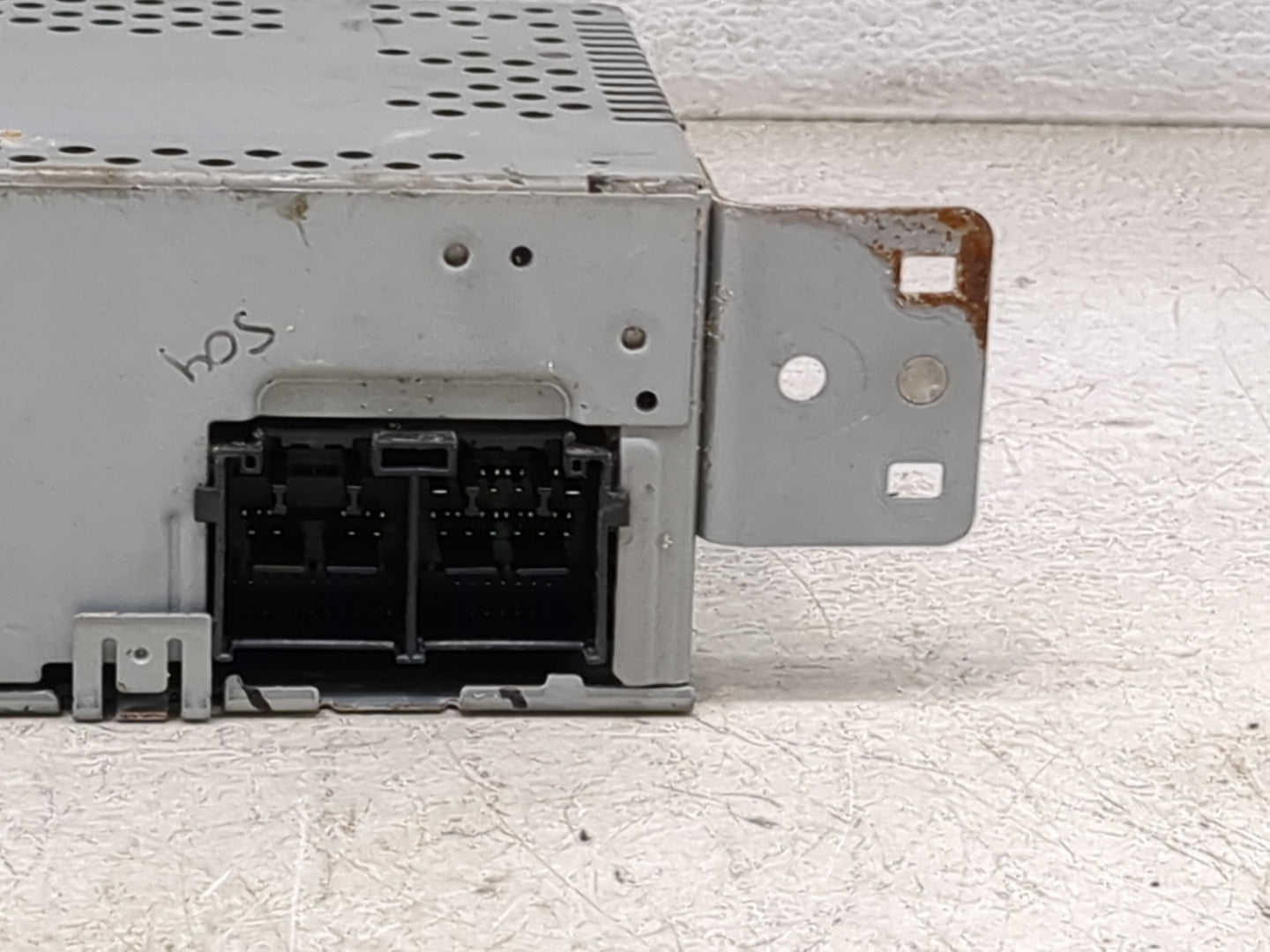2021-2022 Ford Escape Radio AM FM Cd Player Receiver Replacement P/N:M1PT-18K810-AC CCAC187905, A7UR6EH4 Fits Fits 2021 2022