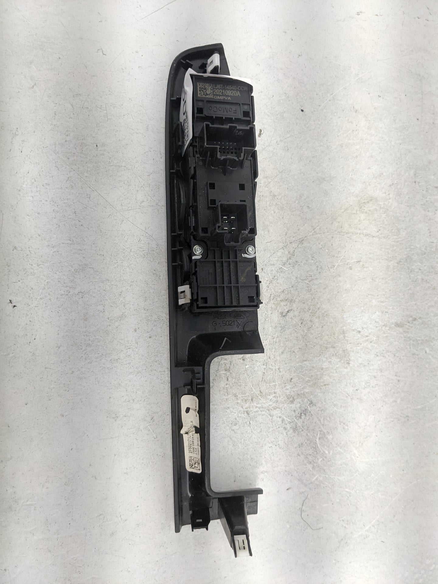 2020-2022 Ford Escape Master Power Window Switch Replacement Driver Side Left P/N:LJ6T-14540-CCW 2F502171LA Fits OEM Used Au