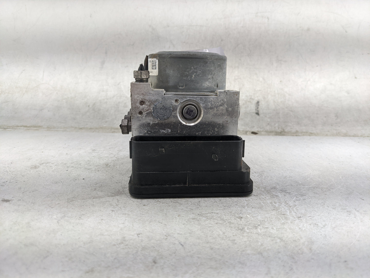 2020-2022 Ford Escape ABS Pump Control Module Replacement P/N:LX6C-2B373-CS LX6C-2C219-CS Fits Fits 2020 2021 2022 OEM Used 