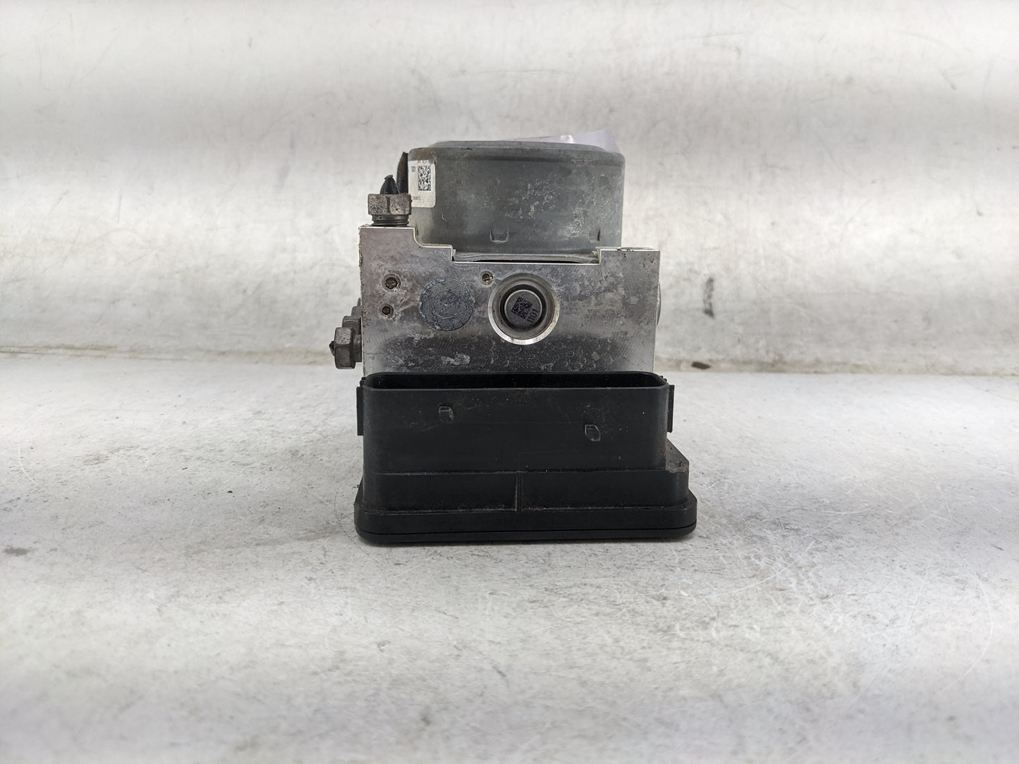 2020-2022 Ford Escape ABS Pump Control Module Replacement P/N:LX6C-2B373-CS LX6C-2C219-CS Fits Fits 2020 2021 2022 OEM Used 