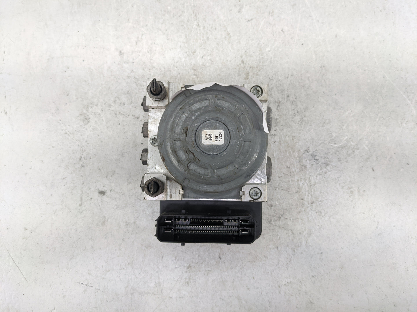2020-2022 Ford Escape ABS Pump Control Module Replacement P/N:LX6C-2B373-CS LX6C-2C219-CS Fits Fits 2020 2021 2022 OEM Used 