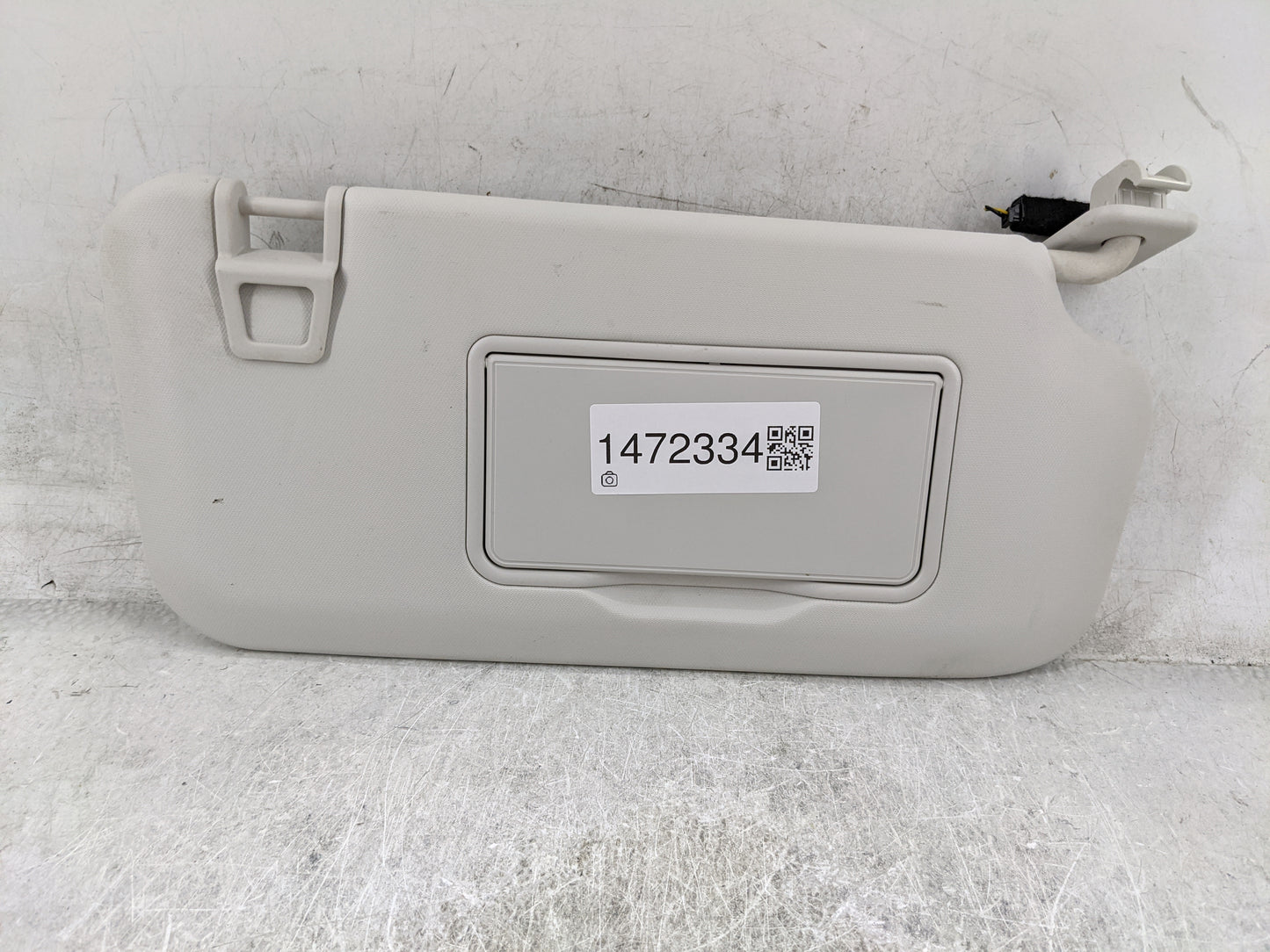2021-2022 Ford Escape Sun Visor Shade Replacement Passenger Right Mirror Fits Fits 2021 2022 OEM Used Auto Parts - Oemusedau