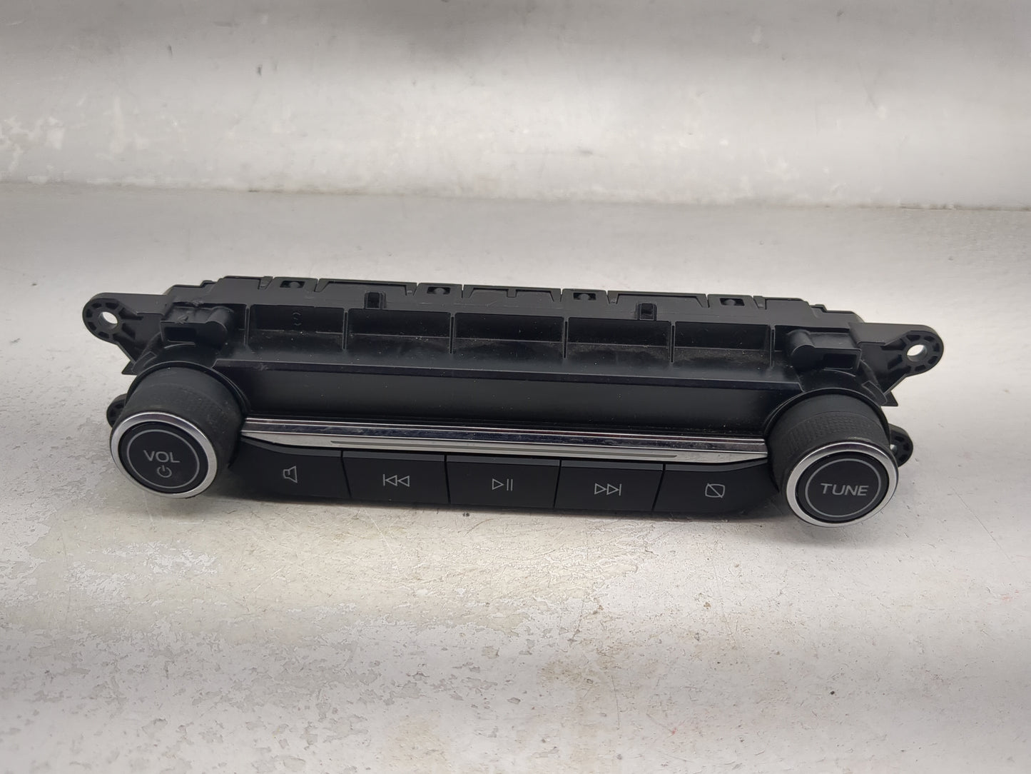 2021-2022 Ford Escape Radio Control Panel 1472700 - Oemusedautoparts1.com