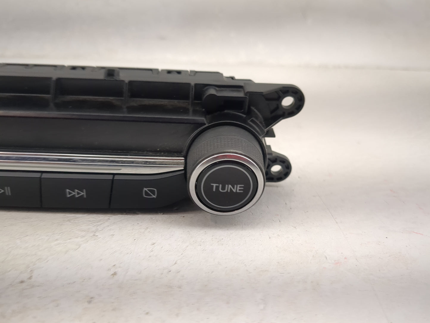 2021-2022 Ford Escape Radio Control Panel 1472700 - Oemusedautoparts1.com