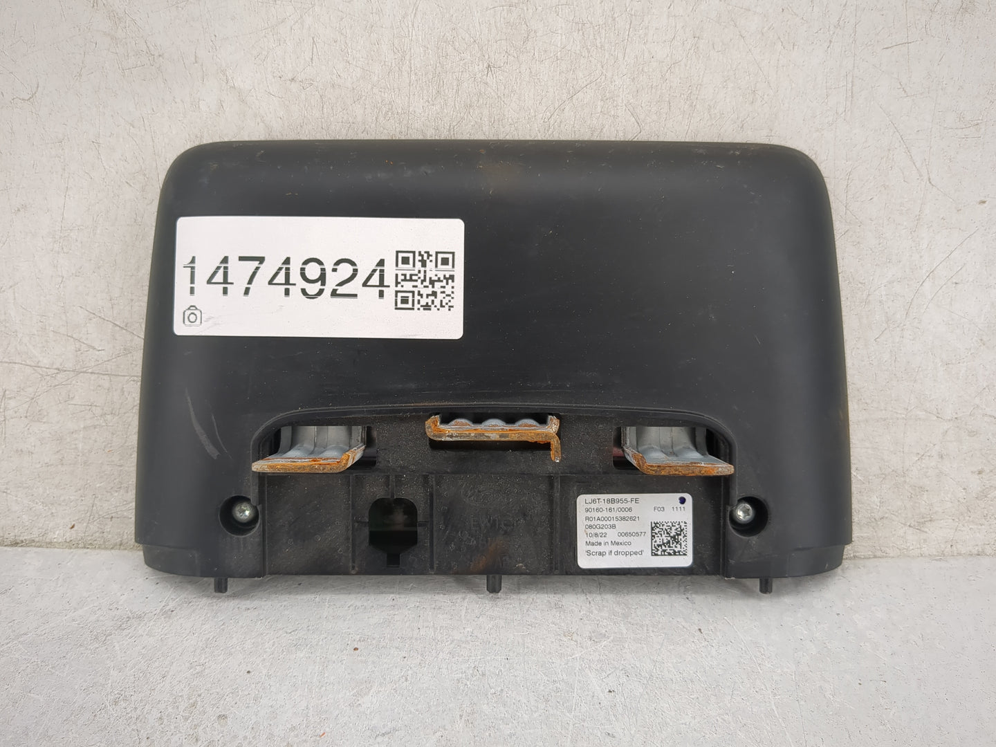 2021-2022 Ford Escape Information Display Screen Black 1474924 - Oemusedautoparts1.com