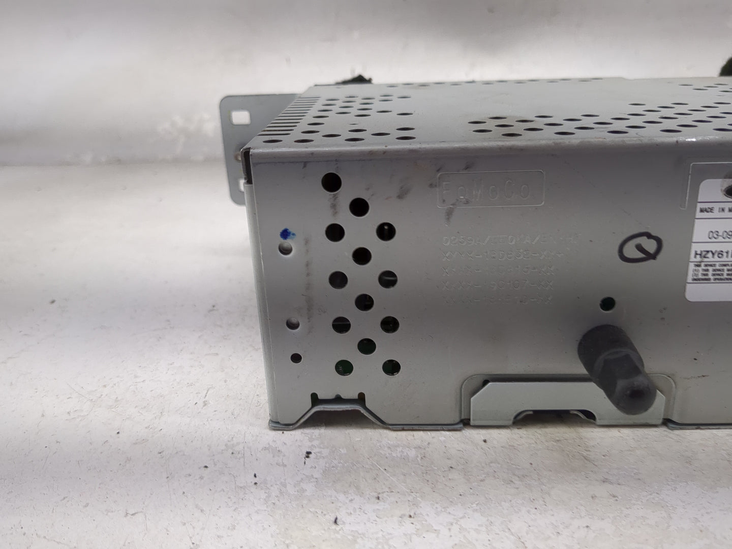 2021-2022 Ford Escape Radio AM FM Cd Player Receiver Replacement P/N:M1PT-18K810-AC CCAC161626, HZY61EWM Fits Fits 2021 2022