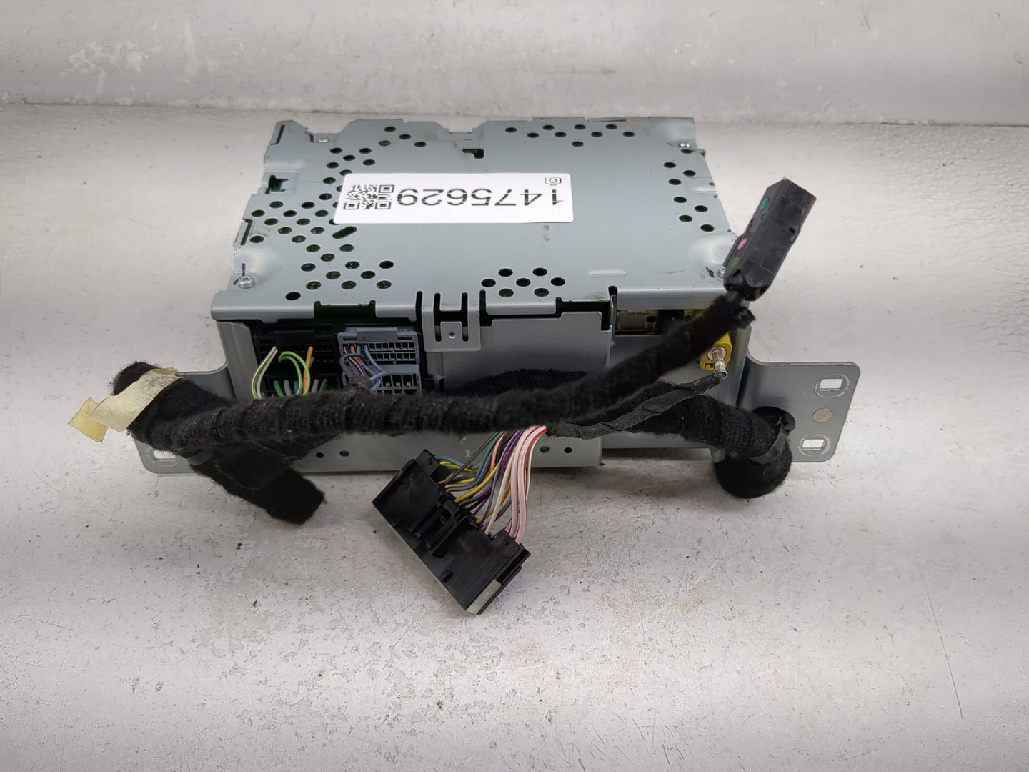 2021-2022 Ford Escape Radio AM FM Cd Player Receiver Replacement P/N:M1PT-18K810-AC CCAC161626, HZY61EWM Fits Fits 2021 2022