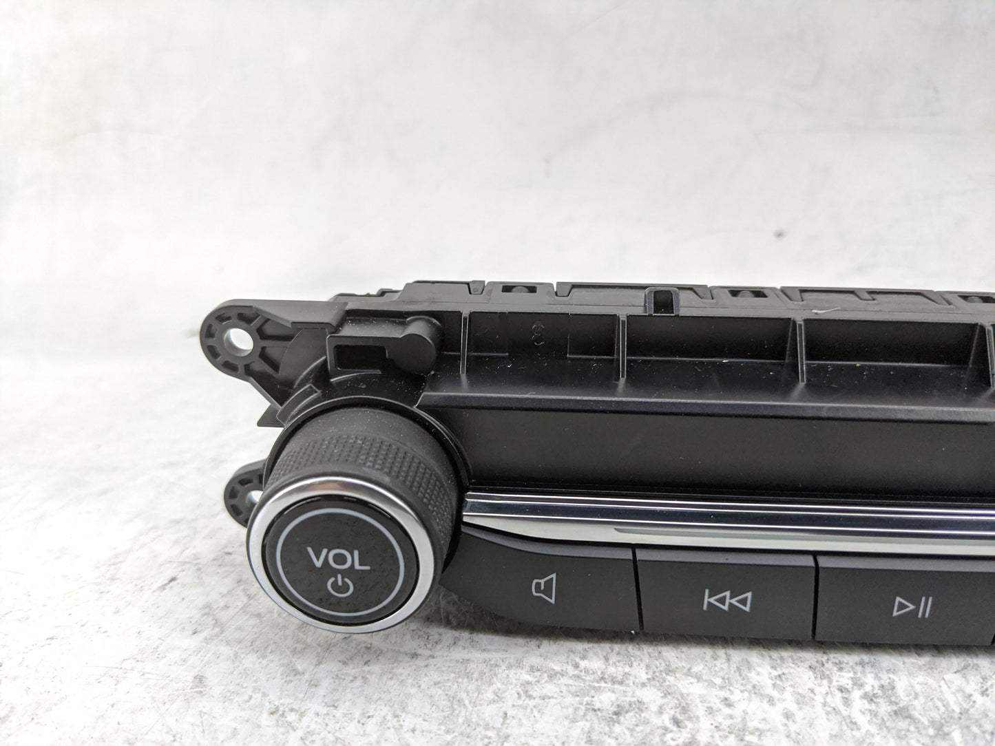 2021-2022 Ford Escape Radio Control Panel 1478159 - Oemusedautoparts1.com