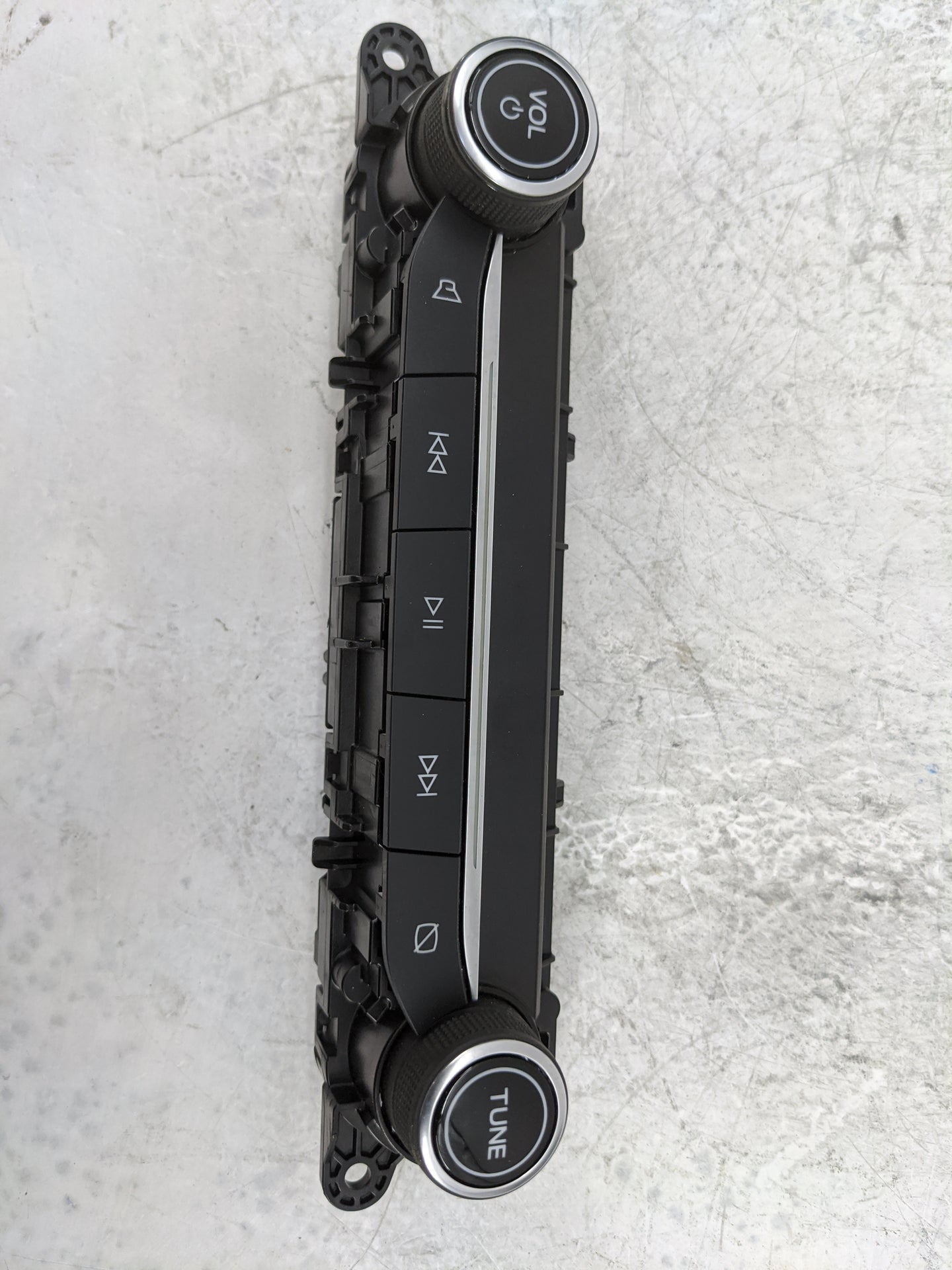 2021-2022 Ford Escape Radio Control Panel 1478400 - Oemusedautoparts1.com