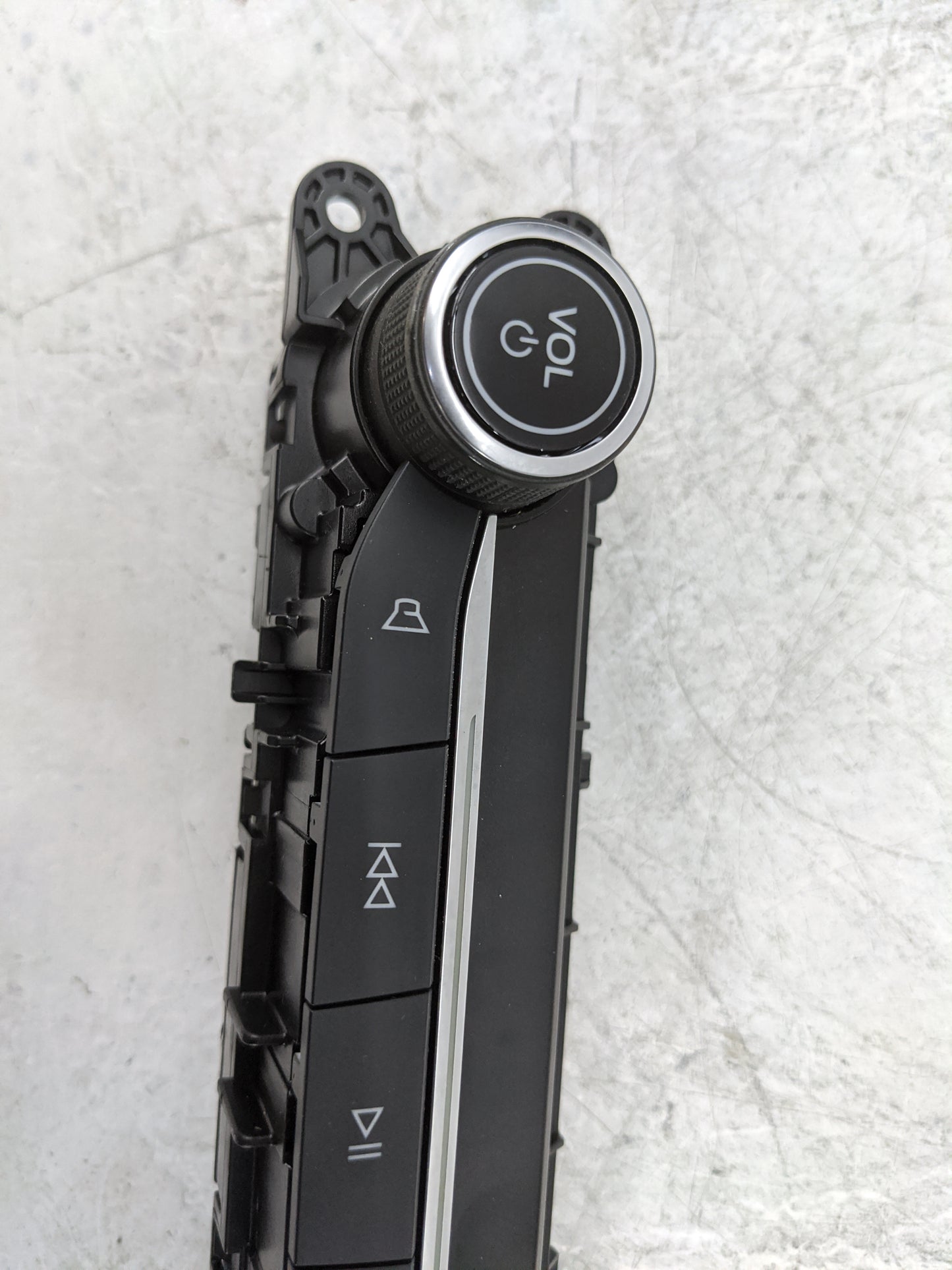 2021-2022 Ford Escape Radio Control Panel 1478400 - Oemusedautoparts1.com