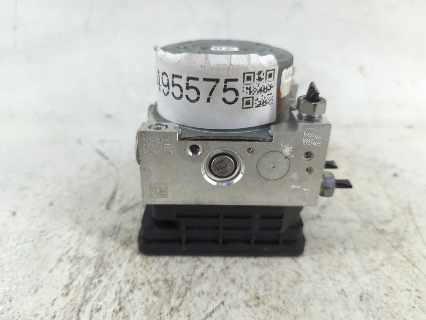 2020-2022 Ford Escape ABS Pump Control Module Replacement P/N:LX6C-2B373-CS LX6C-2C219-CS Fits Fits 2020 2021 2022 OEM Used 