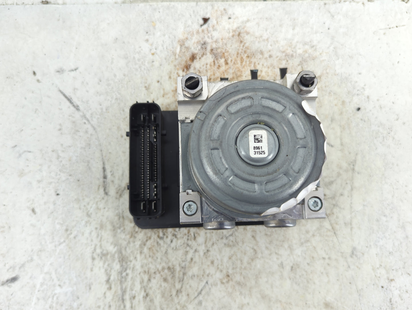 2020-2022 Ford Escape ABS Pump Control Module Replacement P/N:LX6C-2B373-CS LX6C-2C219-CS Fits Fits 2020 2021 2022 OEM Used 