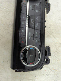 2022 Ford Escape Climate Control Module Temperature AC/Heater Replacement P/N:NJ6T-18C612-GB Fits OEM Used Auto Parts - Oemu
