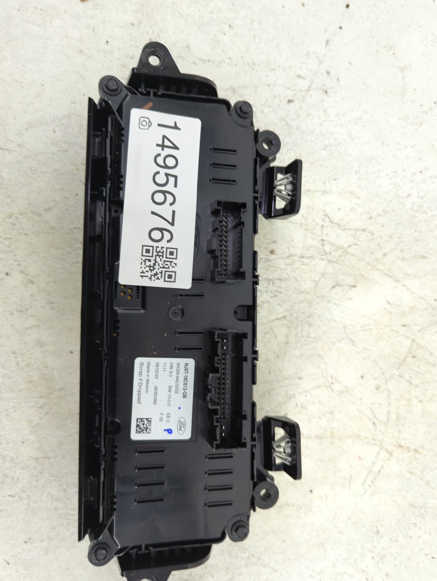 2022 Ford Escape Climate Control Module Temperature AC/Heater Replacement P/N:NJ6T-18C612-GB Fits OEM Used Auto Parts - Oemu