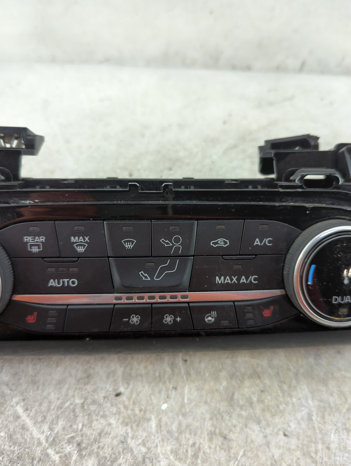 2022 Ford Escape Climate Control Module Temperature AC/Heater Replacement P/N:NJ6T-18C612-GB 90026-942/0002 Fits OEM Used Au