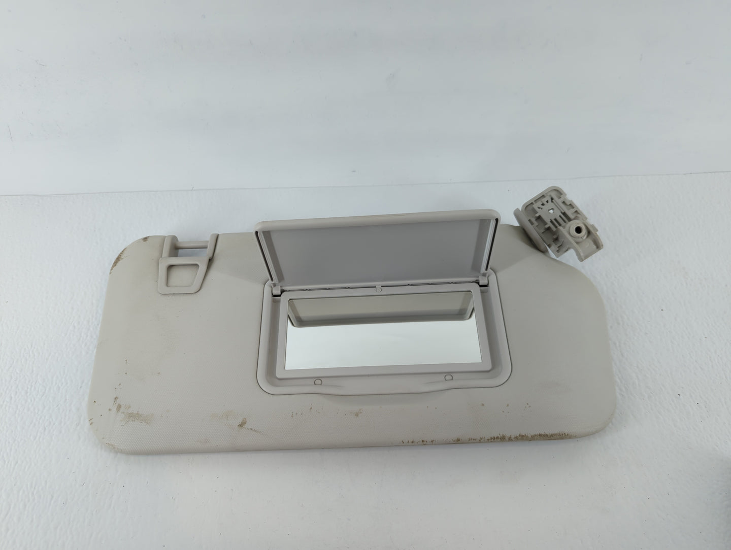 2021-2022 Ford Escape Sun Visor Shade Replacement Passenger Right Mirror Fits Fits 2021 2022 OEM Used Auto Parts - Oemusedau